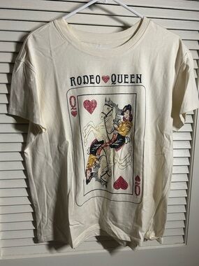 Idyllwind Rodeo Queen Graphic Tee - Cream with Red Rhinestones & Gold Accents